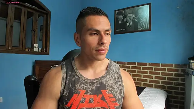 Snapshot of justinkarter chatting on November 2025 04:42:01 PM justinkarter online show from November 2025 04:42:01 PM