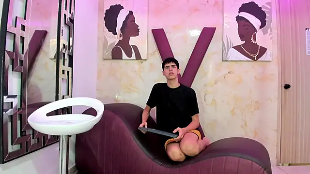 TWINKS FRIENDS online show from January 2026 01:27:01 PM