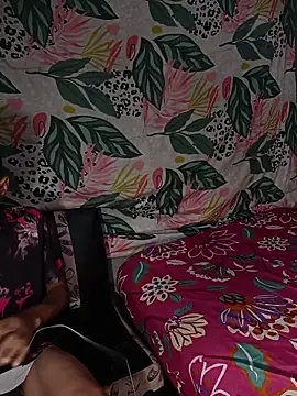 paisita122 online show from May 2026 11:39:01 PM