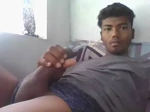 Snapshot of young_dickkk chatting on November 2025 05:40:01 AM young dickkk online show from November 2025 05:40:01 AM