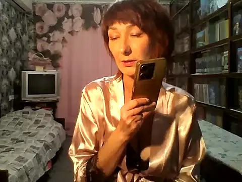 Pline1 online show from October 2025 08:20:02 PM