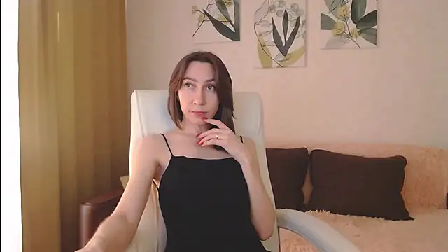 Snapshot of GoodGlamorGirl chatting on February 2025 04:49:01 AM GoodGlamorGirl online show from February 2025 04:49:01 AM