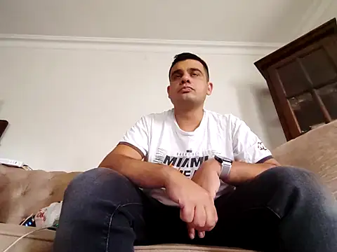 kocasosisli online show from September 2025 11:04:02 AM