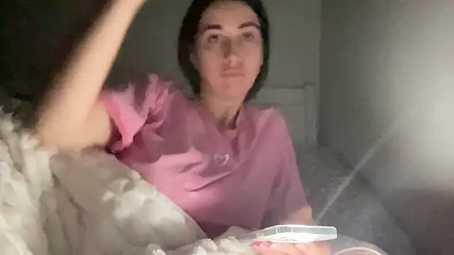 Talyo19 online show from October 2025 09:55:02 PM