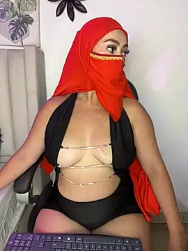 Aisha Malek online show from April 2026 10:09:02 PM