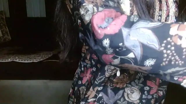 Snapshot of Mini_Meera chatting on October 2025 12:44:02 PM Mini Meera online show from October 2025 12:44:02 PM