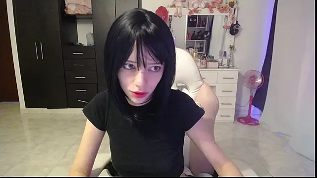 Snapshot of Elizabeth_rose02 chatting on September 2025 10:56:02 PM Elizabeth rose02 online show from September 2025 10:56:02 PM