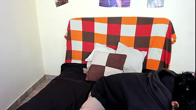 Snapshot of _hesttia chatting on October 2025 09:12:02 PM  hesttia online show from October 2025 09:12:02 PM