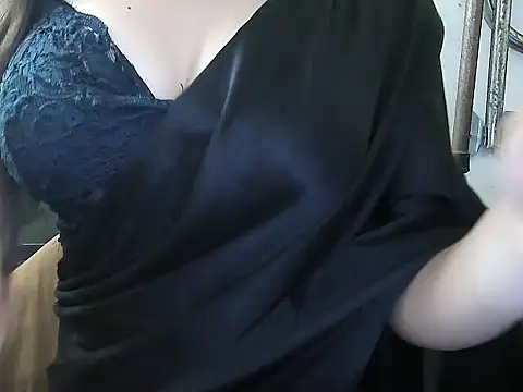 lovepihuu online show from October 2025 04:45:01 AM