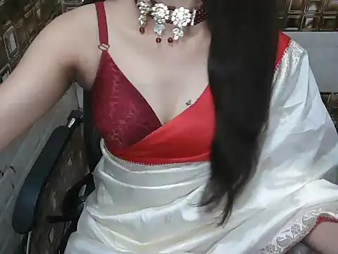 lovepihuu online show from March 2026 05:44:02 AM