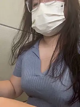 Snapshot of ariel_613 chatting on October 2025 04:42:01 AM ariel 613 online show from October 2025 04:42:01 AM