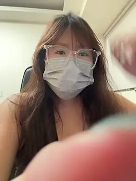 Snapshot of ariel_613 chatting on October 2025 03:25:01 PM ariel 613 online show from October 2025 03:25:01 PM