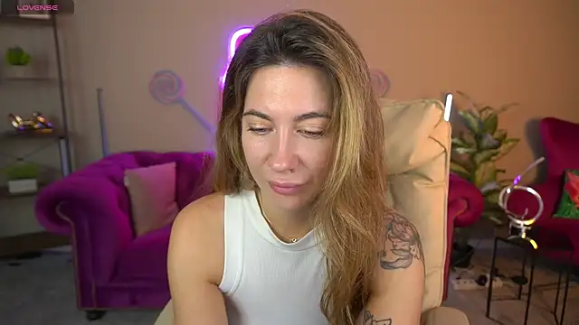 KateShanny online show from December 2025 06:44:02 AM