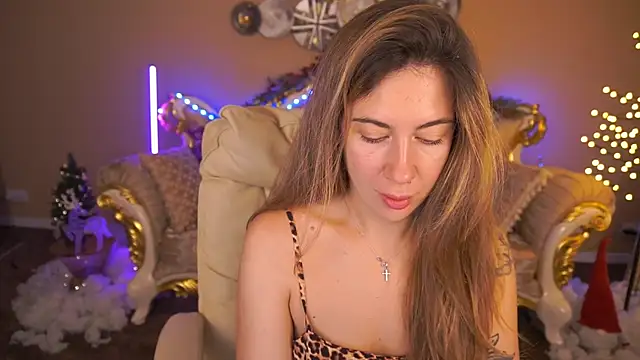 KateShanny online show from December 2025 07:04:02 AM