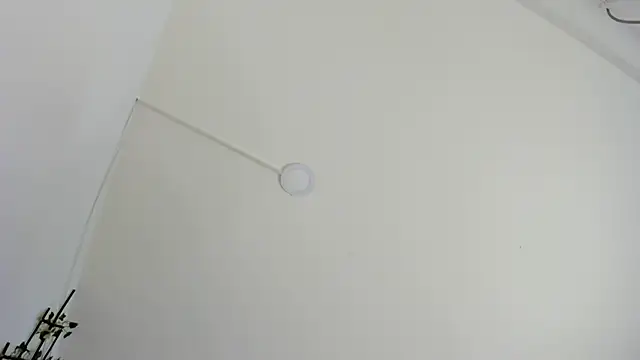 Snapshot of carolinacrus01 chatting on October 2025 03:04:01 PM carolinacrus01 online show from October 2025 03:04:01 PM