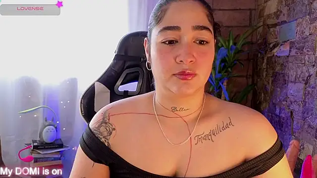 Snapshot of _kat_1995 chatting on September 2025 07:15:01 PM kat 1995 online show from September 2025 07:15:01 PM