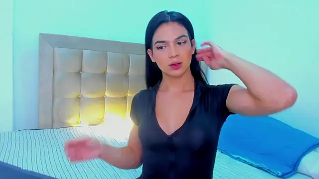 ISA BELLA VZL online show from June 2026 05:26:02 PM