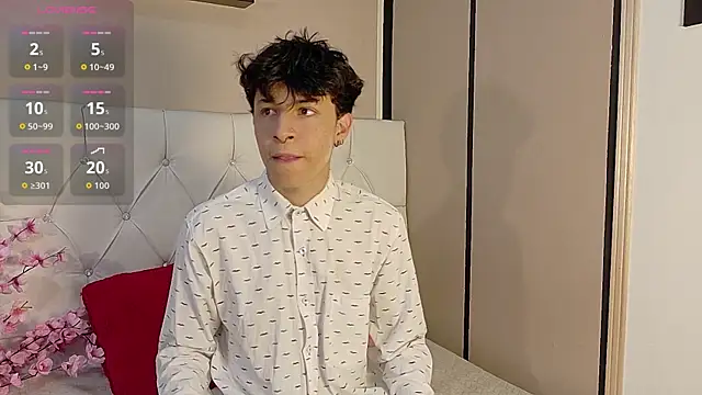 Axel  Evans online show from October 2025 11:17:01 AM