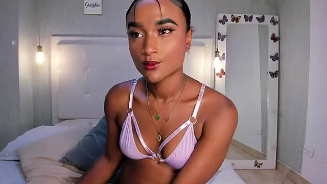 EsmeraldaNyx online show from October 2025 09:21:01 PM