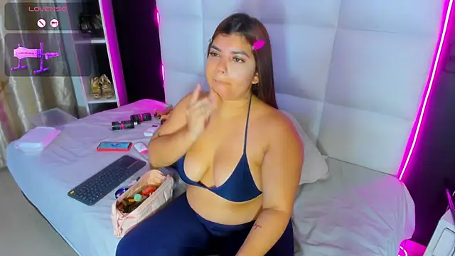 Gigi duran online show from July 2026 05:55:02 AM