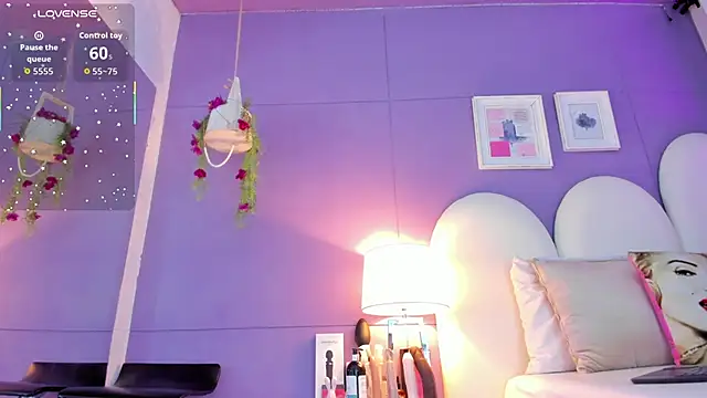 Snapshot of my_aleja_ chatting on November 2025 01:21:02 PM my aleja online show from November 2025 01:21:02 PM