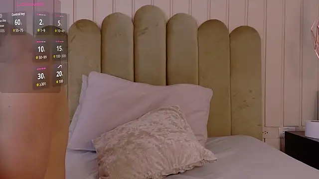 juliie star online show from April 2026 01:14:02 AM