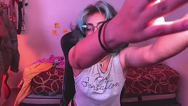 Snapshot of Andrewpetrikov_ chatting on September 2025 02:00:01 PM Andrewpetrikov online show from September 2025 02:00:01 PM