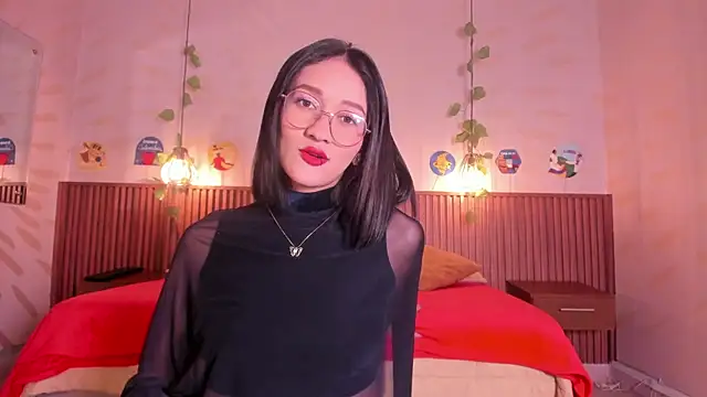 Snapshot of daphne_courtis chatting on July 2026 03:09:01 AM daphne courtis online show from July 2026 03:09:01 AM