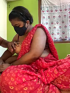 Snapshot of SwatiCam chatting on November 2025 04:47:02 AM SwatiCam online show from November 2025 04:47:02 AM