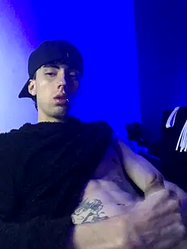 Snapshot of redmen69 chatting on October 2025 10:57:02 AM redmen69 online show from October 2025 10:57:02 AM