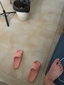 xinmeng-000 online show from September 2025 12:32:02 AM