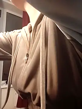 Snapshot of Rommia chatting on December 2025 01:49:02 PM Rommia online show from December 2025 01:49:02 PM