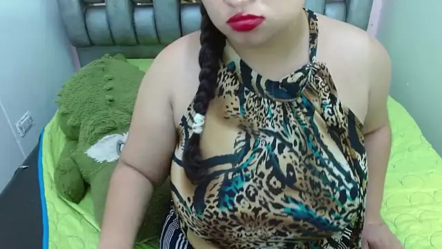 Snapshot of Madison_Copers chatting on November 2025 12:46:01 AM Madison Copers online show from November 2025 12:46:01 AM