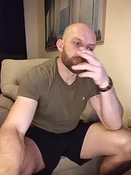 Andrewjames8391 online show from February 2026 07:46:01 PM