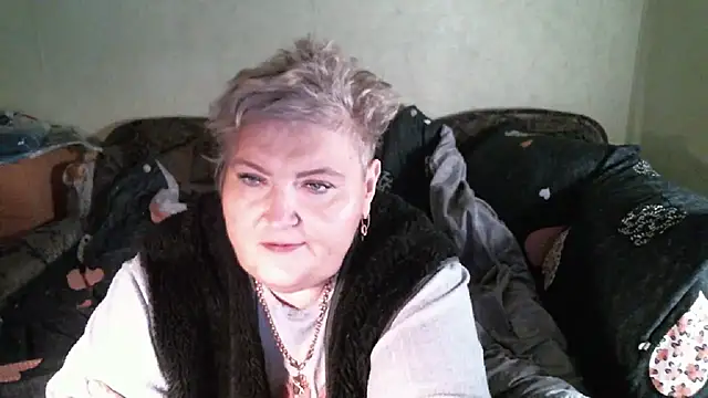 Lana555 online show from February 2026 10:52:02 PM