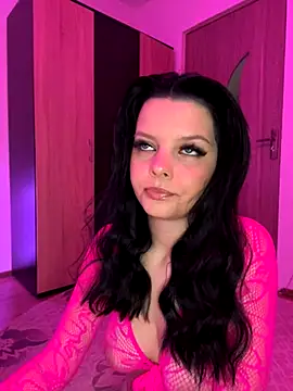 Snapshot of Mihadttraf chatting on November 2025 06:46:02 PM Mihadttraf online show from November 2025 06:46:02 PM