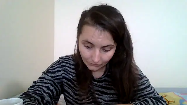 DInaraXRose online show from September 2025 12:05:02 PM