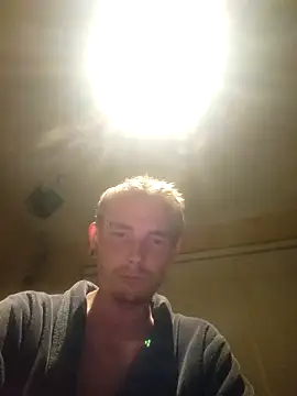 Snapshot of piercingpik chatting on September 2025 08:41:01 PM piercingpik online show from September 2025 08:41:01 PM