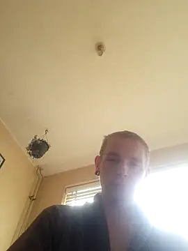 piercingpik online show from February 2026 01:01:02 PM