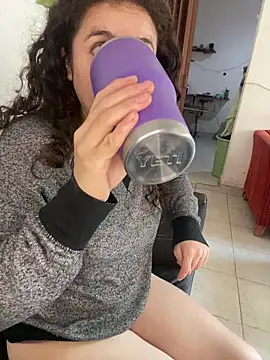 Lucy YupiSweet online show from November 2025 03:35:01 PM