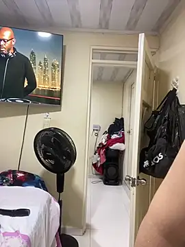 Vliacoooper2 online show from November 2025 09:30:01 AM