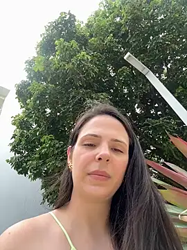 Snapshot of Lady_LauraRose chatting on November 2025 07:12:01 PM Lady LauraRose online show from November 2025 07:12:01 PM