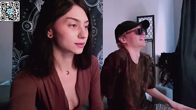 Snapshot of poisondevotion chatting on October 2025 08:57:02 AM poisondevotion online show from October 2025 08:57:02 AM