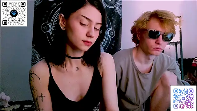 Snapshot of poisondevotion chatting on November 2025 09:30:01 AM poisondevotion online show from November 2025 09:30:01 AM