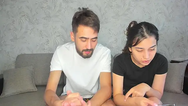 sophywhisper online show from September 2025 08:16:02 AM