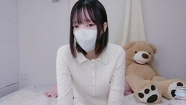 Azusa 128 online show from November 2025 07:42:02 AM