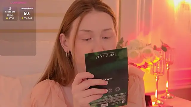 NancySmitts online show from November 2025 03:55:02 PM