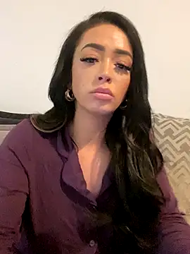 Snapshot of ItsCOCOx chatting on September 2025 11:40:01 PM ItsCOCOx online show from September 2025 11:40:01 PM