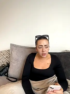 Snapshot of ItsCOCOx chatting on October 2025 03:16:01 PM ItsCOCOx online show from October 2025 03:16:01 PM