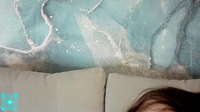 chloemilka online show from April 2026 05:40:02 PM